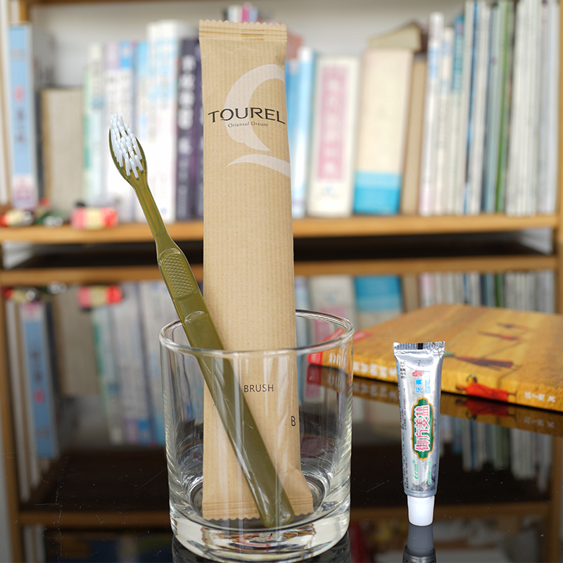 细软毛牙刷两面针洗漱装