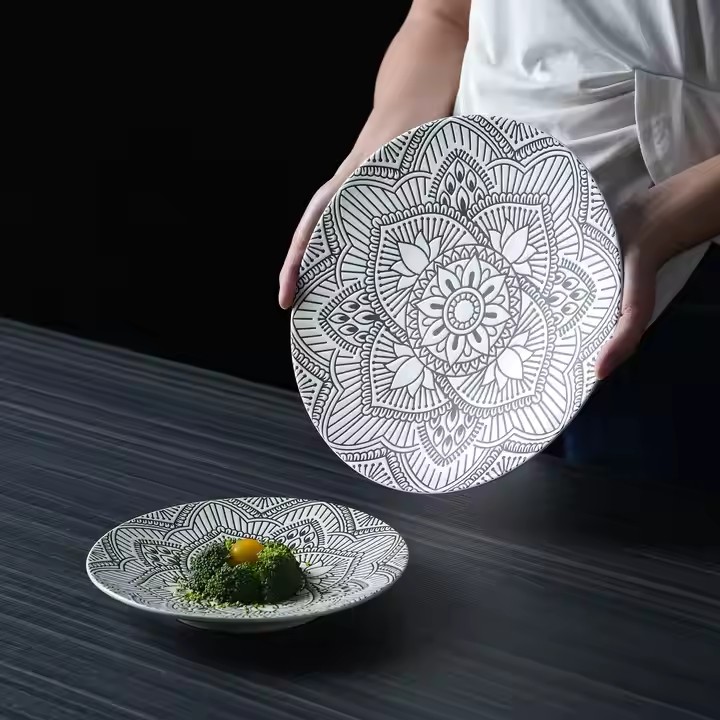 太阳花黑白餐盘