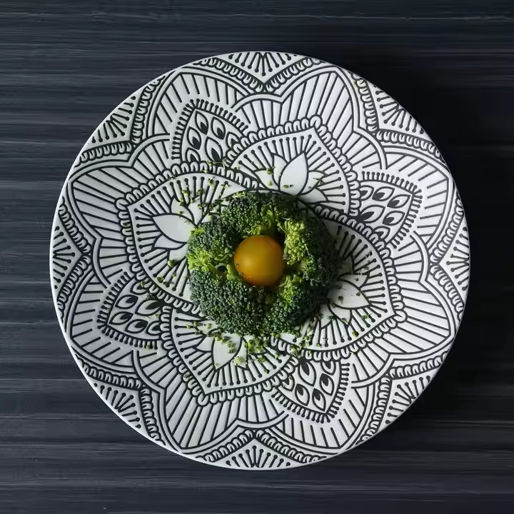 太阳花黑白餐盘