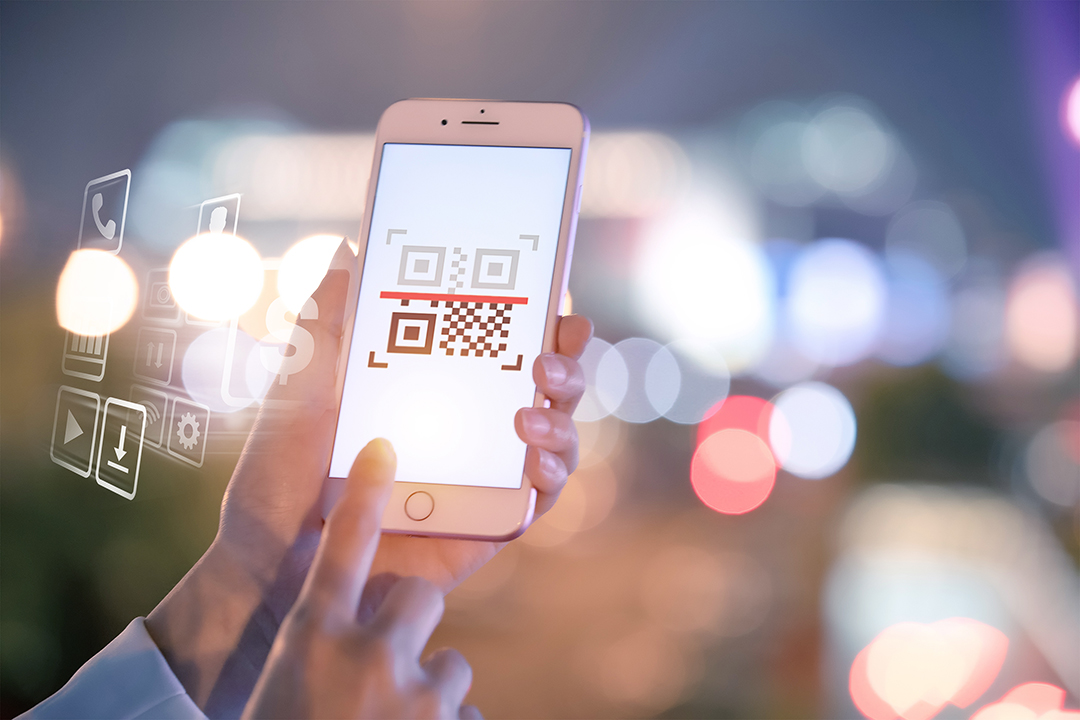 摄图网_500527524_微信支付手机点击(企业商用) (1).jpg