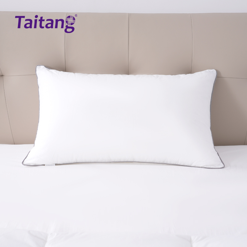 枕芯全棉防羽布-1300克羽丝棉