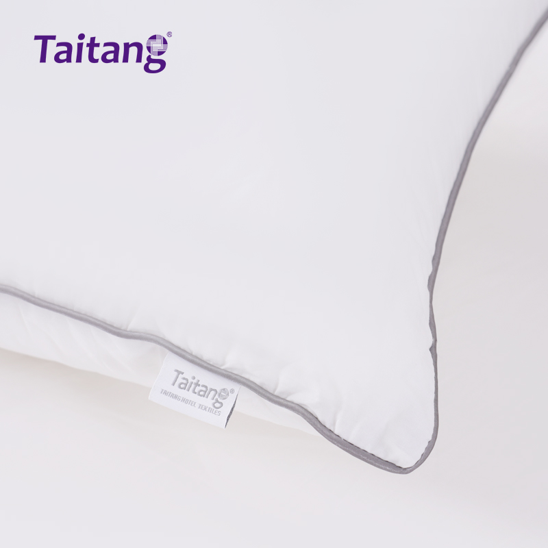 枕芯全棉防羽布-1300克羽丝棉