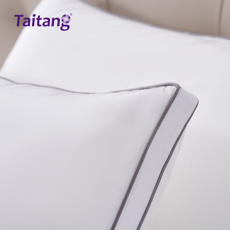 枕芯全棉防羽布-1400克羽丝棉