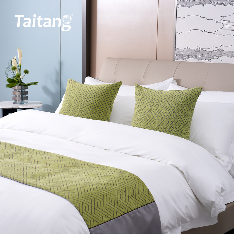 抹茶软云-轻奢酒店床旗抱枕套系列